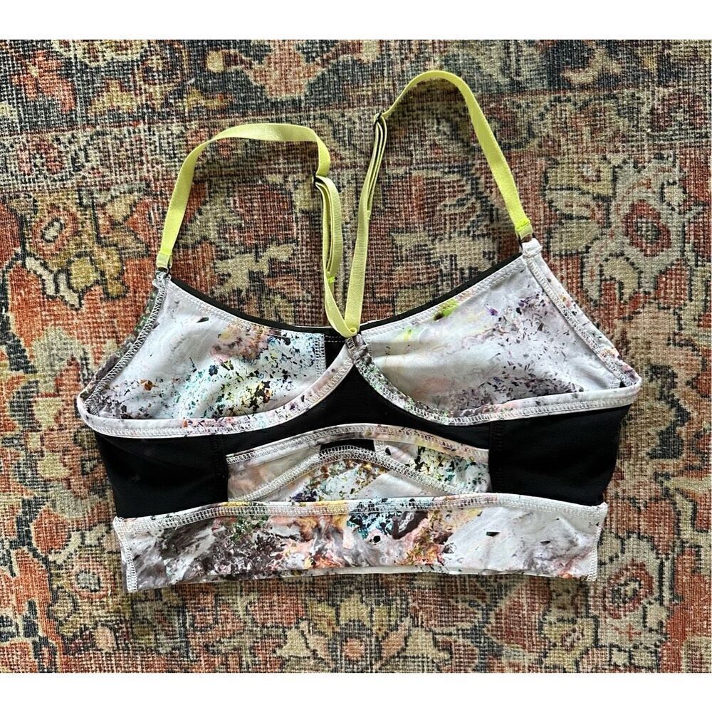 ALALA Small Sports Bra Top - Picture 3 of 6
